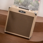 Cort gitárerősítő zengetővel, 15 Watt, világos homok