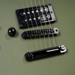 Cort elektromos gitár, Matt Bellamy Signature modell, humbucker szett, balkezes, matt oliva zöld